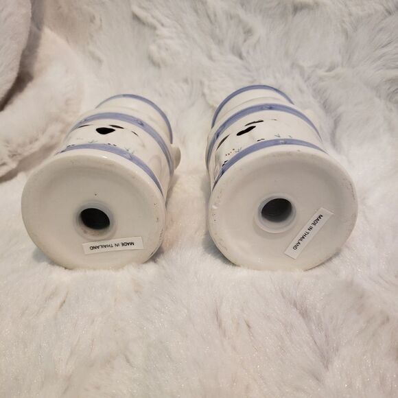 Salt & Pepper Shakers - Picture 7 of 9